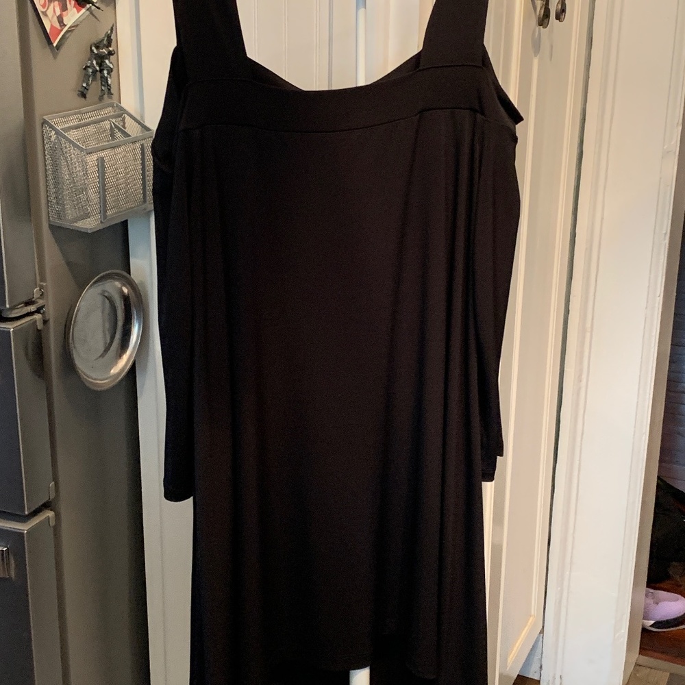 Chicos cold shoulder swing tunic. Worn once